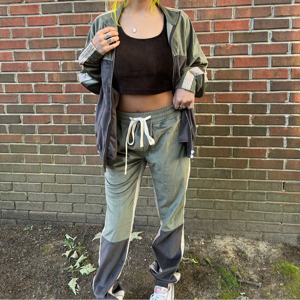 God’s Masterful Children Light Army Green/Grey Varsity Jogger Set